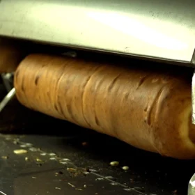 Königlicher Schichtkuchen (Baumkuchen) – Galerie – Produktion – Komposition 03