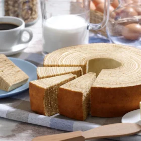 Königlicher Schichtkuchen (Baumkuchen) – Galerie – Komposition 17